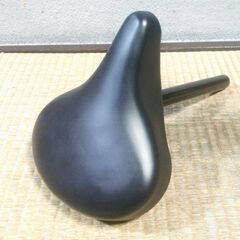 決定★自転車の前カゴ＋サドルset★ブラック★の画像