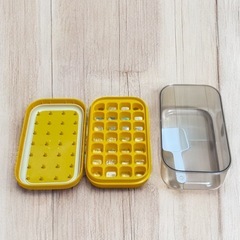 【新品】G.DUCK 製氷皿 ふた付き アイストレー 保存容器 イエローの画像