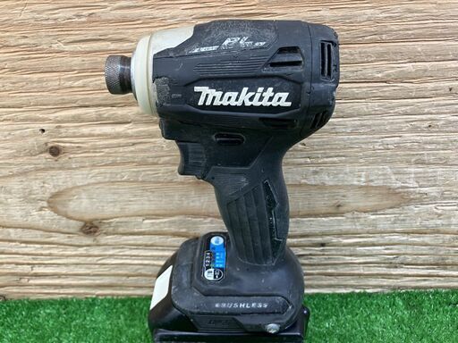 【SIW】makita マキタ TD172DRGXB 黒 18V充電式インパクトドライバ バッテリー2個、充電器付き ②【中古動作品】