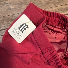 新品未使用インポート　タックパンツ後ろゴムMえんじ色　バーガンディの画像