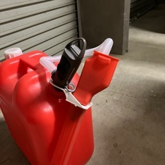 18L灯油タンク給油ポンプ付き
の画像