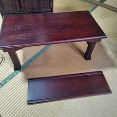 仏壇とお供え机の画像