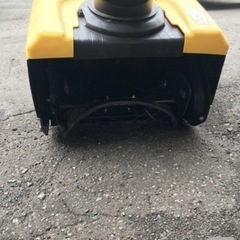 ガソリンエンジン2.2馬力ハイガー除雪機の画像