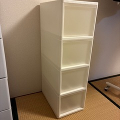 【中古品0円)】プラスチック収納ケースの画像