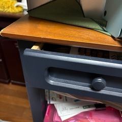 サイドテーブルの画像