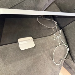 Apple LED Cinema Display　モニター A1267 の画像