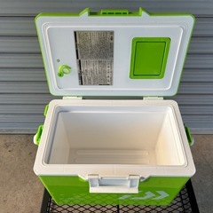 クーラーボックス　DAIWA  クールライン8Lの画像