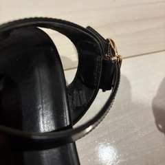 Esperanzaファーサンダルの画像