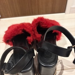 Esperanzaファーサンダルの画像