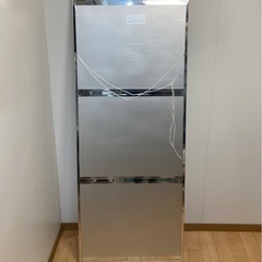 割れない鏡の画像