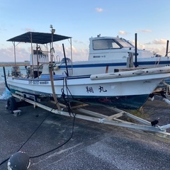 船　船外機　レジャーの画像