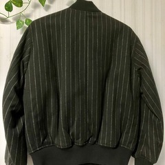 GUブルゾンの画像