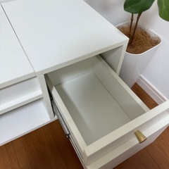 Charme ドレッサーテーブルの画像