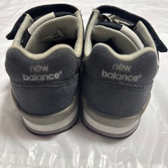 New Balance ニューバランス 996 KV996CEY ネイビー キッズ スニーカー 運動靴 18.5cm の画像