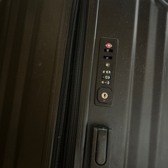 【破損あり】キャリーケース　超大容量100Lいじょう100L以上　の画像