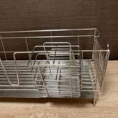 ステンレス 水切りカゴ カトラリーホルダー付き　燕三条の画像