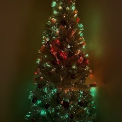 ホワイト クリスマスツリー 電飾つき付きの画像