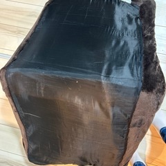 座椅子　茶いろ色の画像