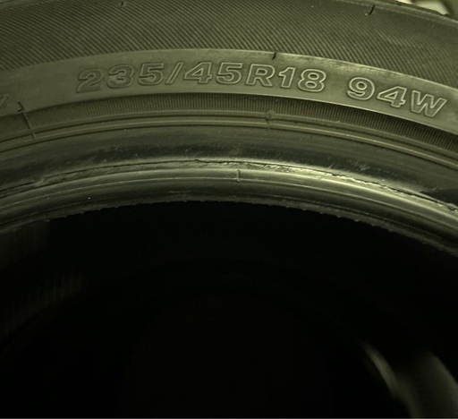 235/45R18 中古タイヤ　ブリヂストン　レグノ　2022年製