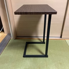 取引中【アイリスオーヤマ】サイドテーブルの画像