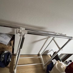 ハンガーラックの画像