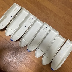 新幹線お弁当箱の画像