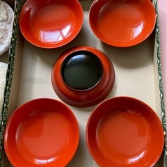 葬儀用黒膳の画像