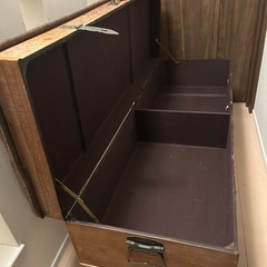 アンティーク
レザーソファの画像