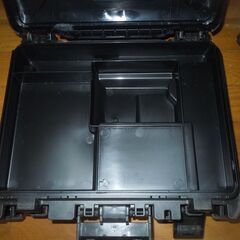 充電式インパクトドライバー　超美品の画像