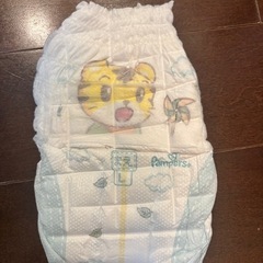 【受渡し予定者決定】パンパース⭐︎おむつ⭐︎Lサイズ⭐︎開封済み⭐︎未使用⭐︎56枚の画像