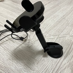 車用スマホホルダー　自動開閉の画像
