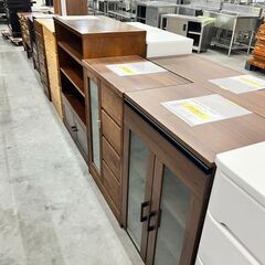 【来店歓迎・配送可能】収納箪笥 チェスト シェルフ 飾り棚 収納棚 引出し 時代箪笥 和箪笥 モダン 欧風 テレビ台 テレビボード サイドボード 岩谷堂 仙台箪笥 美品多数 格安 【中古家具収納家具】の画像