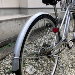 677、シティサイクル27インチ(シルバー)の画像