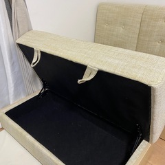 ソファーの画像