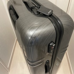 【取引中】ブランド 大型キャリーケース　118ℓくらいの画像