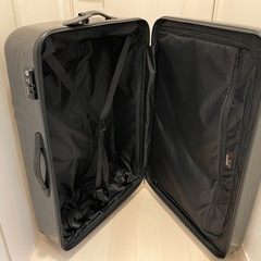 【取引中】ブランド 大型キャリーケース　118ℓくらいの画像