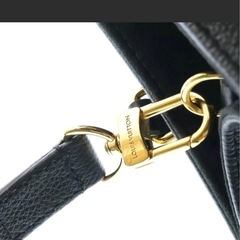 ルイヴィトン オンザゴーPM モノグラムの画像