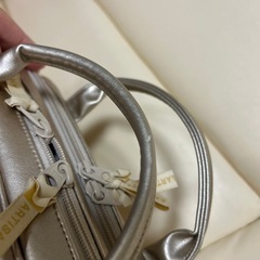 ARTISAN&ARTISTポーチの画像