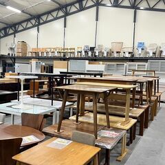 【来店歓迎・配送可能】ダイニングテーブル チェア イス 椅子 キッチン家具 カウンター ブランド家具 カッシーナ カリモク ニトリ   美品多数 格安 【中古家具収納家具】の画像