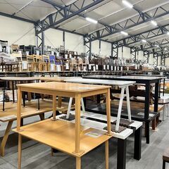 【来店歓迎・配送可能】ダイニングテーブル チェア イス 椅子 キッチン家具 カウンター ブランド家具 カッシーナ カリモク ニトリ   美品多数 格安 【中古家具収納家具】の画像