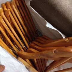 木製ハンガーの画像