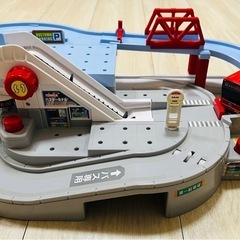 トミカタウン　バスターミナルの画像