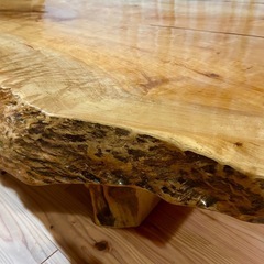 一枚板／栃／無垢材／座卓／ローテーブル／ダイニングテーブルの画像