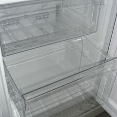 （★1台限り★ジモティー特典あり★扉タイプの冷凍室に霜が付かない）ハイアール　2ドア冷蔵庫１４０L　２０２２年製　JR-NF140M　49.5cm幅　白　霜取り　　高く買取るゾウ八幡東店の画像