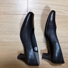 パンプス　黒
の画像