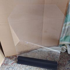 世田谷区近辺配送可能　アクリル仕切板　11枚　横幅45㎝×高さ63㎝×奥行4㎝　飛沫感染防止アクリル仕切り板（アクリル加工品）の画像