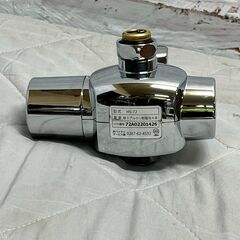 DELMAN 後付け自動水栓 HS-72 乾電池式 自動水栓デルマン 単水栓用 現状渡し 美品 設備用品 住設 後付け Y2395の画像