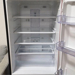 三菱　冷蔵庫　MR-D30T-R　希少な赤色モデルの冷蔵庫！の画像