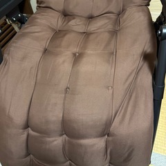 リクライニングチェアとオットマンセットの画像