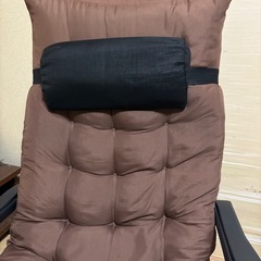 リクライニングチェアとオットマンセットの画像